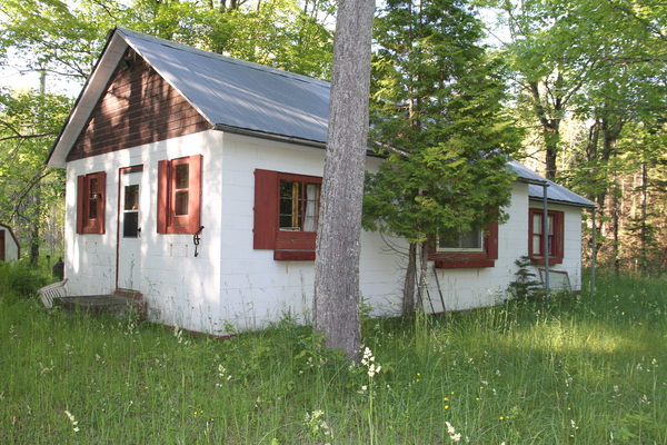 Lot 405