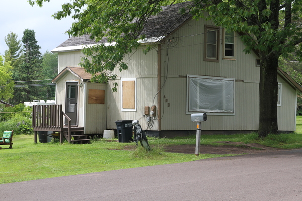 Lot 240