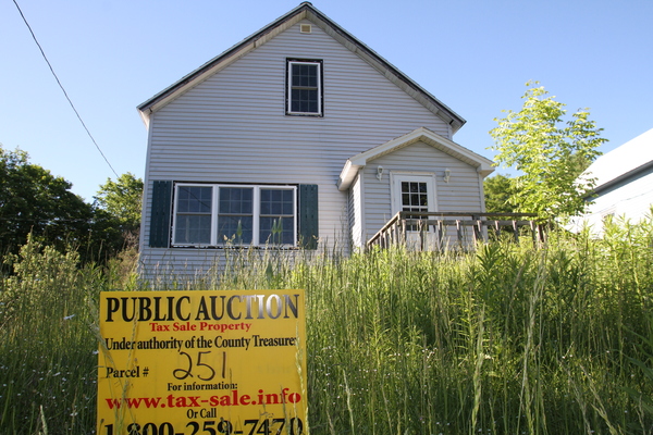 Lot 251