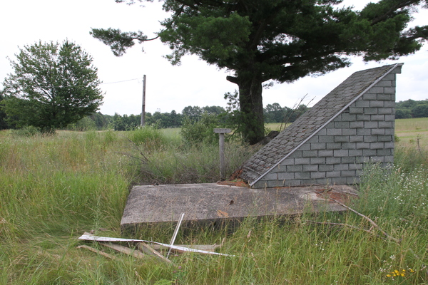 Lot 2304