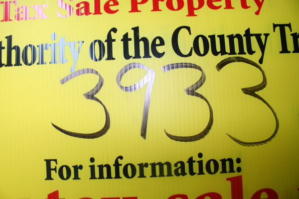 Lot 3933