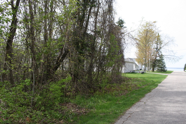 Lot 3711