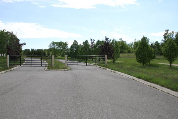 Lot 2300