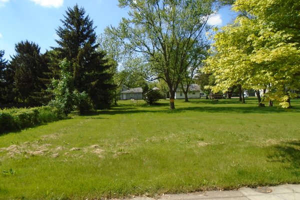 Lot 2513