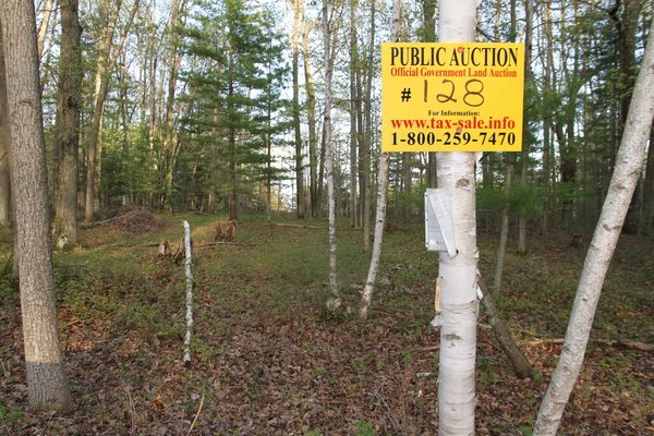 Lot 128