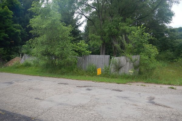 Lot 1228