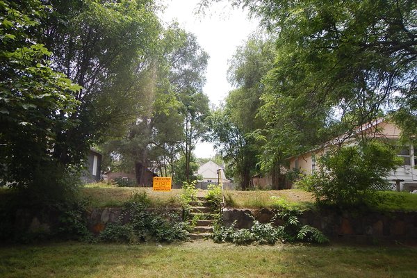 Lot 1323