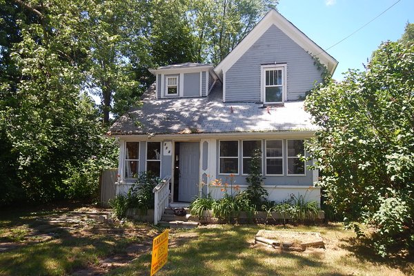 Lot 1352