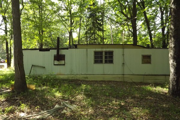 Lot 1818