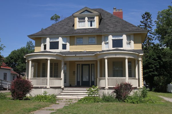 Lot 2010