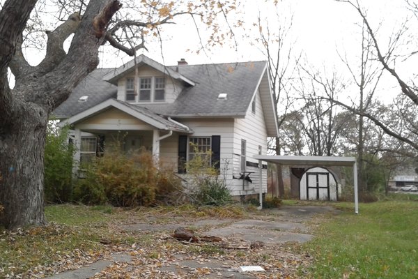 Lot 7204