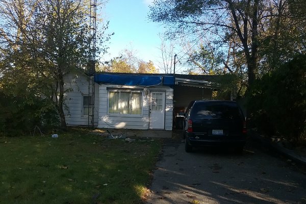 Lot 7438