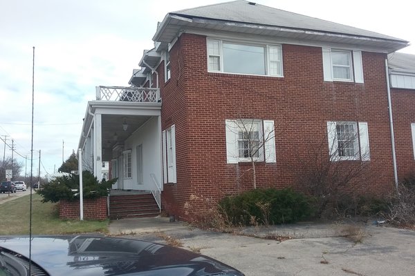Lot 7465