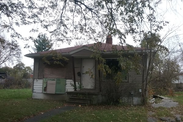 Lot 7498