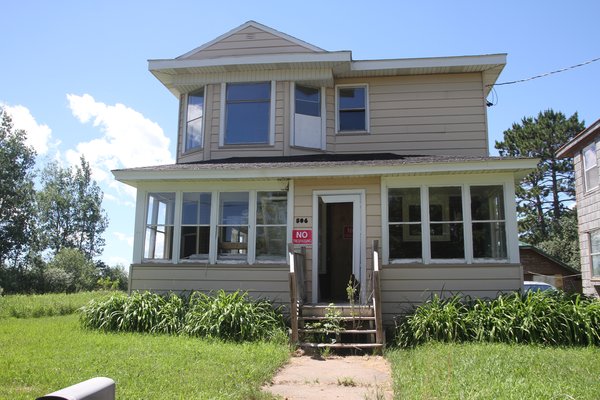 Lot 2831