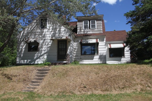 Lot 2833