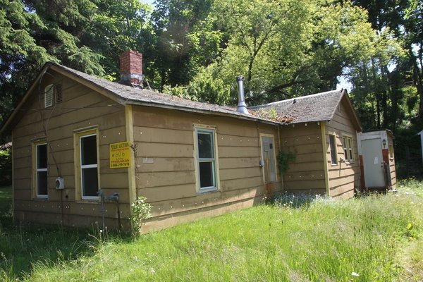 Lot 606