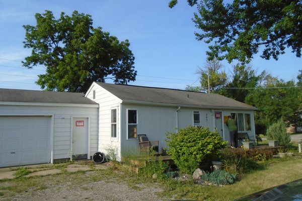 Lot 7702