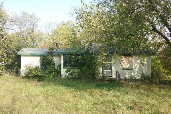 Lot 7758