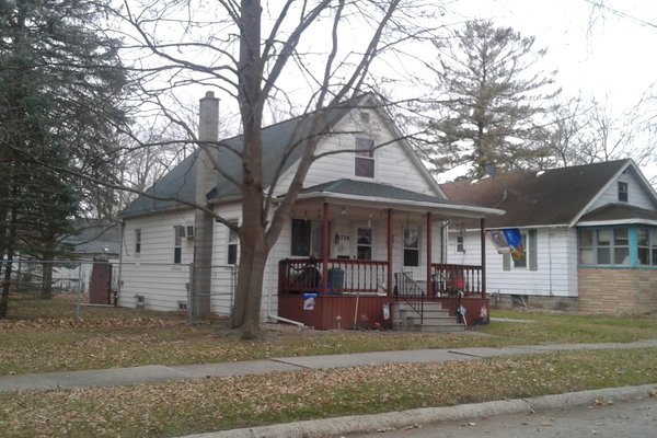Lot 7923