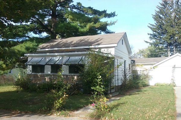 Lot 7931