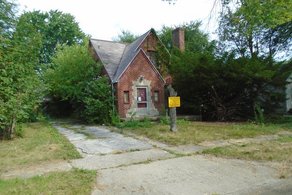 Lot 7952