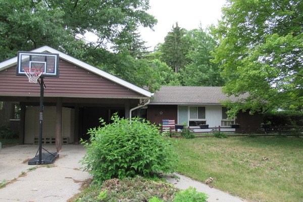 Lot 6105