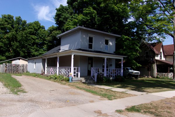 Lot 718