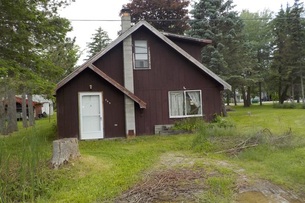 Lot 738